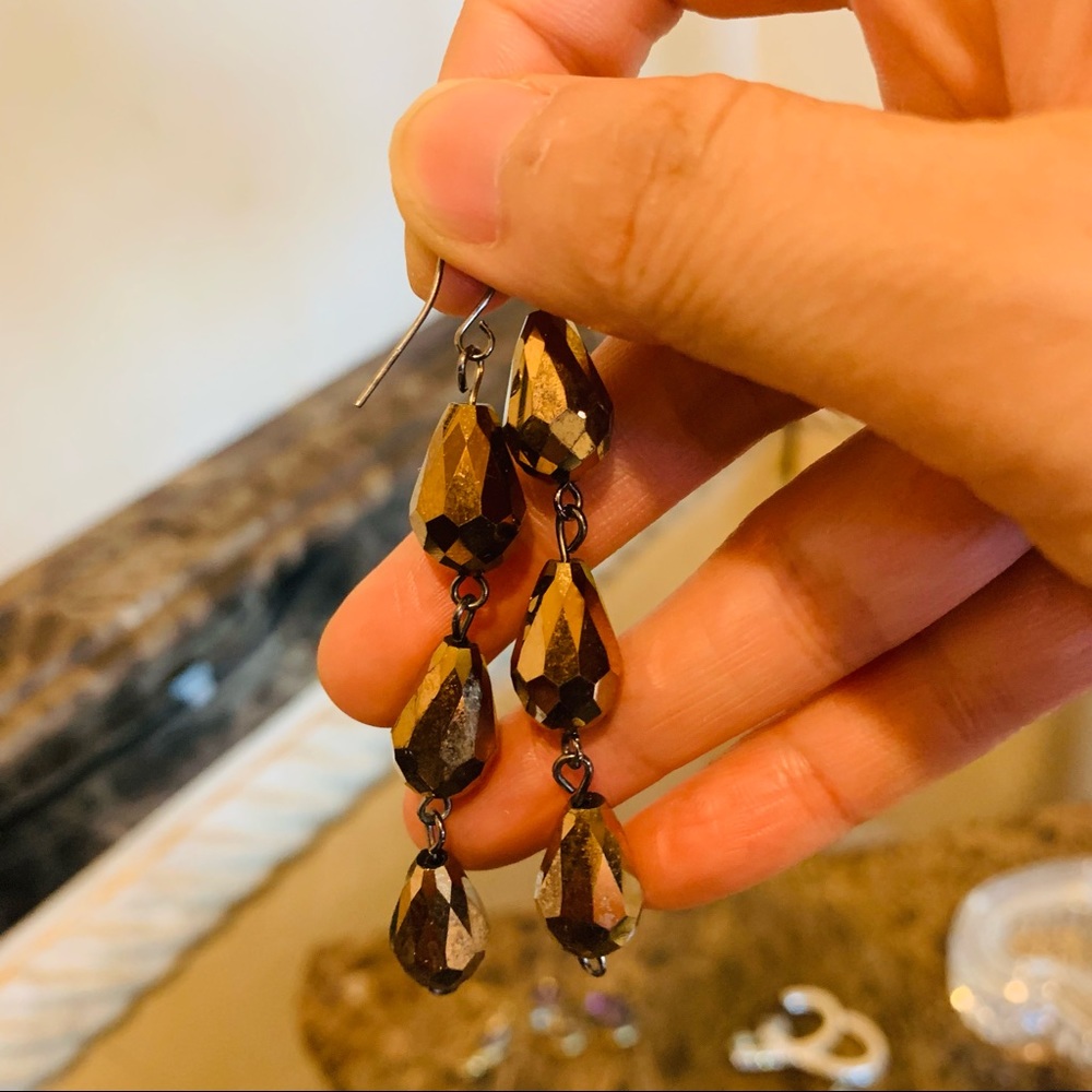 Vintage brown dangling earrings